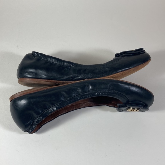 Tory Burch Shelby Floral Flats. Black  All leather. Size 8. - Picture 11 of 15